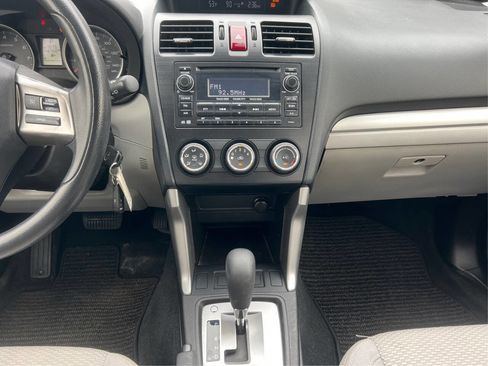 Used 2014 Subaru Forester 2.5i AWD/4WD image 13