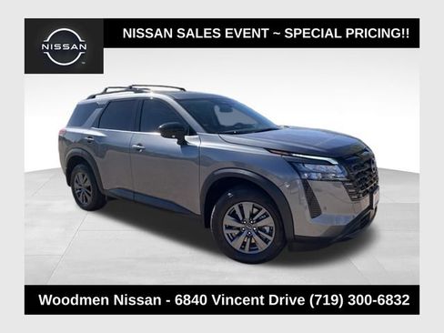 Used 2026 Nissan Pathfinder SV AWD/4WD image 1