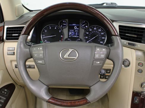Used 2014 Lexus LX 570 4WD image 56