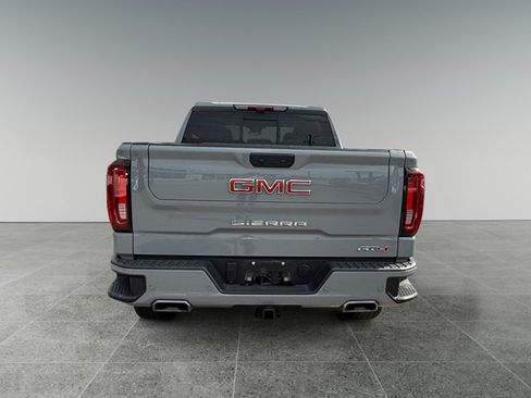 Used 2025 GMC Sierra 1500 AT4 w/ AT4 Premium Package AWD/4WD image 4