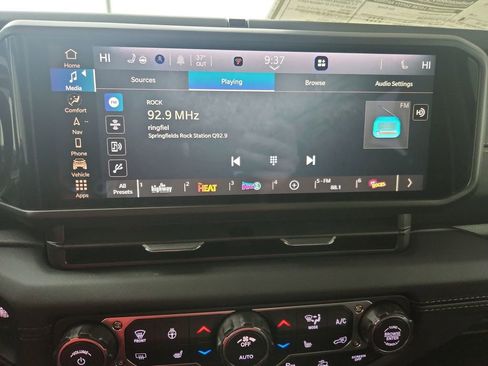 New 2026 Jeep Wrangler Sahara image 24