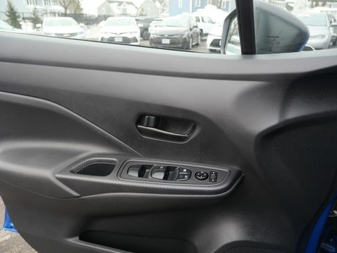 Used 2023 Nissan Versa S w/ Trunk Package image 14