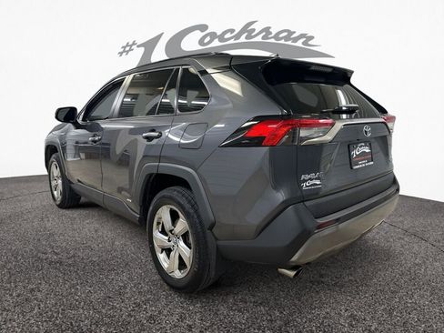 Used 2020 Toyota RAV4 Limited image 22