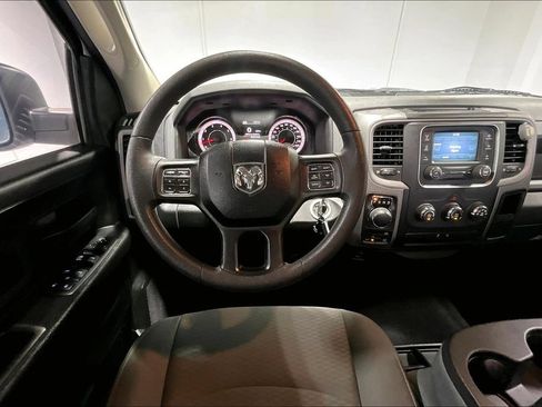 Used 2018 RAM 1500 Express w/ Express Value Package AWD/4WD image 6