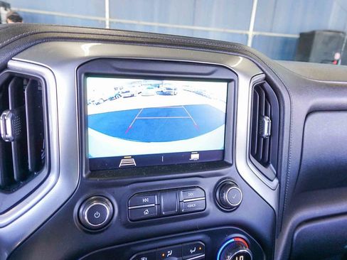 Used 2021 Chevrolet Silverado 1500 LT image 23