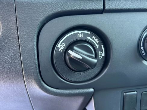 New 2026 Nissan Frontier S image 18