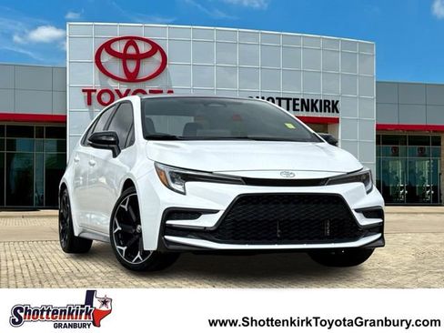 Used 2025 Toyota Corolla FX FWD image 1