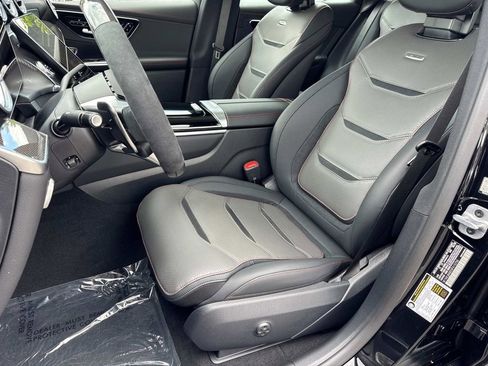 New 2025 Mercedes-Benz GLC 63 AMG S image 19