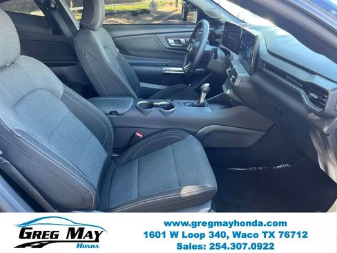 Used 2025 Ford Mustang Coupe RWD image 12