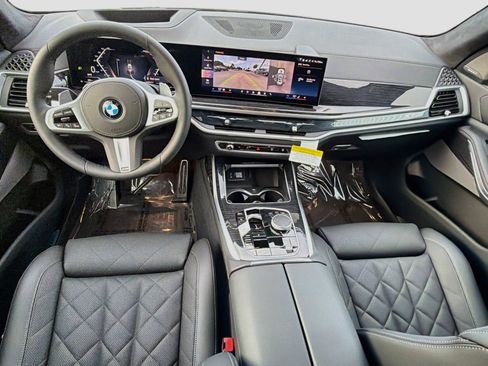 New 2027 BMW X7 xDrive40i w/ M Sport Package AWD/4WD image 17