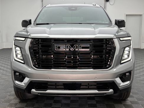 New 2026 GMC Yukon Denali w/ Denali Reserve Package AWD/4WD image 18