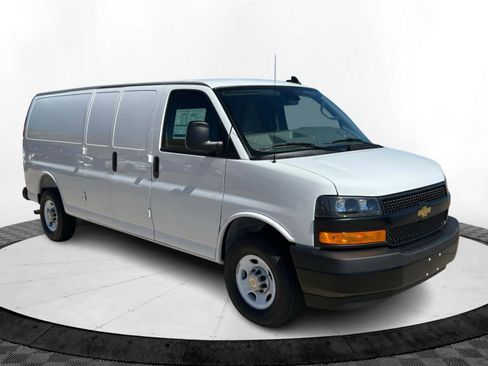 New 2025 Chevrolet Express 3500 Extended w/ Driver Convenience Package image 8