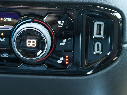 New 2026 Chevrolet Silverado 3500 High Country AWD/4WD image 25