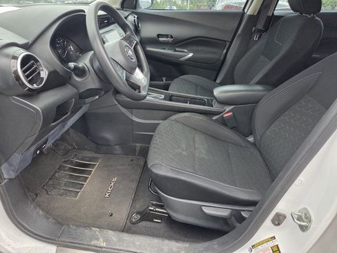 Used 2021 Nissan Kicks SV FWD image 5