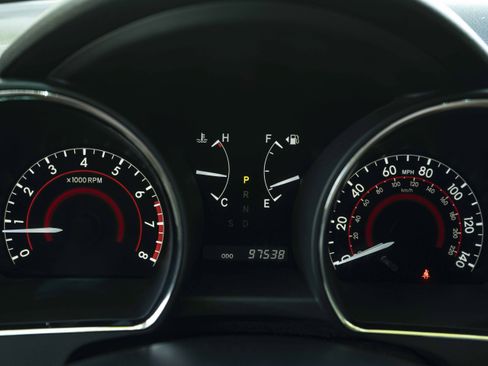 Used 2012 Toyota Highlander Limited FWD image 22