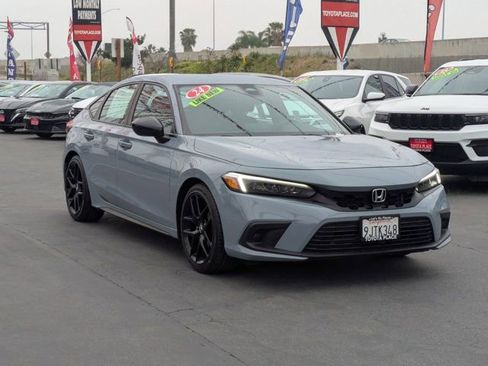 Used 2024 Honda Civic Sport image 3