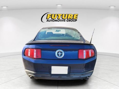 Used 2012 Ford Mustang Coupe image 4