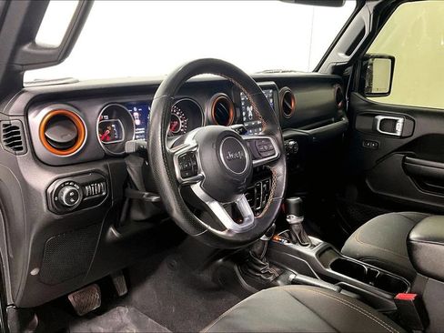 Used 2021 Jeep Gladiator Mojave AWD/4WD image 16