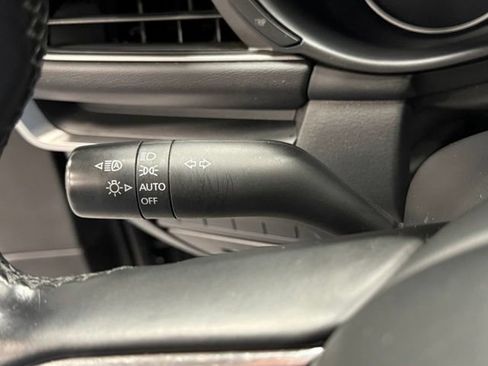 Used 2025 MAZDA MAZDA3 s FWD image 21