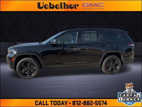 Used 2023 Jeep Grand Cherokee L Laredo AWD/4WD image 19