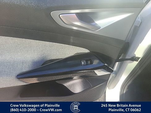 Certified 2023 Volkswagen ID.4 Pro image 46