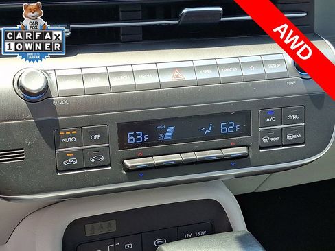 Used 2024 Hyundai Kona SEL AWD/4WD image 15