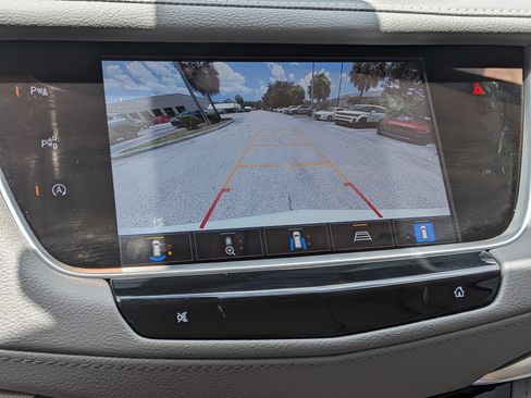 Used 2024 Cadillac XT5 Premium Luxury w/ Technology Package FWD image 33