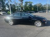 Used 2022 Chevrolet Malibu LT image 4