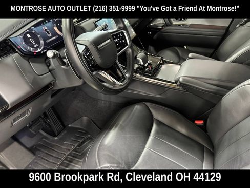 Used 2024 Land Rover Range Rover Sport SE AWD/4WD image 15