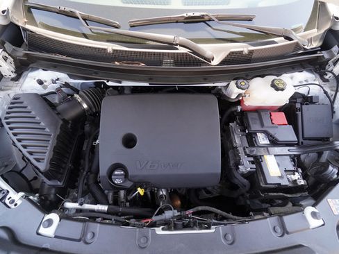 Used 2023 Chevrolet Traverse Premier w/ Redline Edition FWD image 10