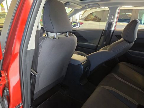 Used 2025 Subaru Crosstrek 2.0i Premium AWD/4WD image 21