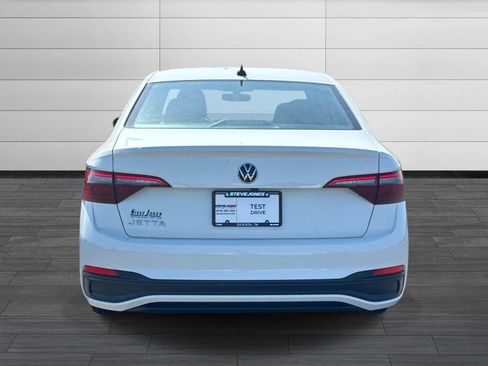 Used 2023 Volkswagen Jetta S FWD image 5