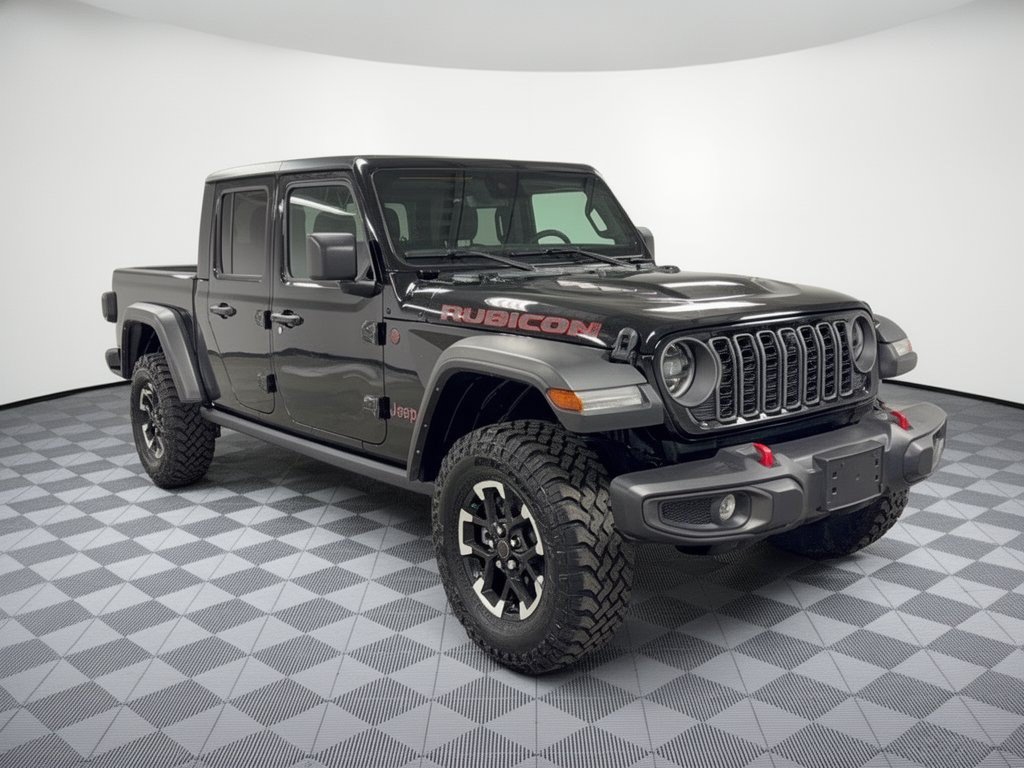 Used 2025 Jeep Gladiator Rubicon w/ Technology Group AWD/4WD image 7