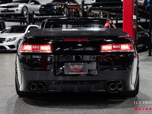 Used 2015 Chevrolet Camaro Z/28 image 4