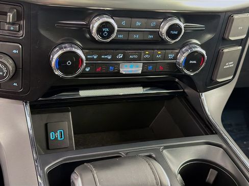 Used 2024 Ford F150 Lariat w/ Tow/Haul Package AWD/4WD image 23
