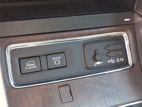 Certified 2022 Subaru Ascent Touring AWD/4WD image 27