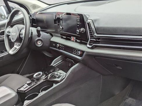 Used 2023 Kia Sportage LX image 20