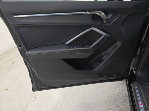 Used 2023 Audi Q3 2.0T Premium Plus w/ Premium Plus Package image 9