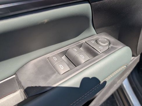 New 2026 GMC Terrain AT4 w/ Technology Package II AWD/4WD image 17