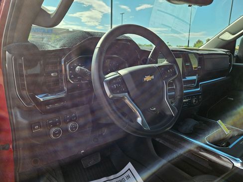 Certified 2024 Chevrolet Silverado 2500 LTZ w/ LTZ Premium Package AWD/4WD image 15