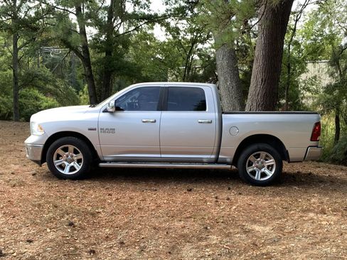 Used 2018 RAM 1500 Lone Star AWD/4WD image 4