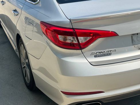 Used 2017 Hyundai Sonata Sport w/ Value Edition Package 02 FWD image 13