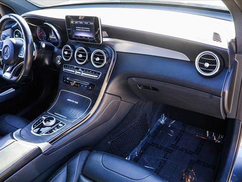 Used 2018 Mercedes-Benz GLC 63 AMG 4MATIC image 26