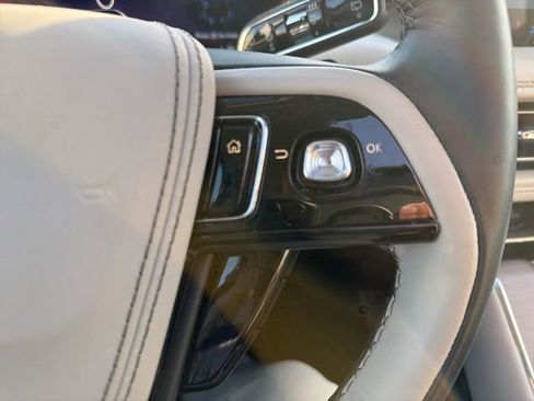 Used 2025 Lincoln Aviator Reserve w/ Illumination Package RWD image 20