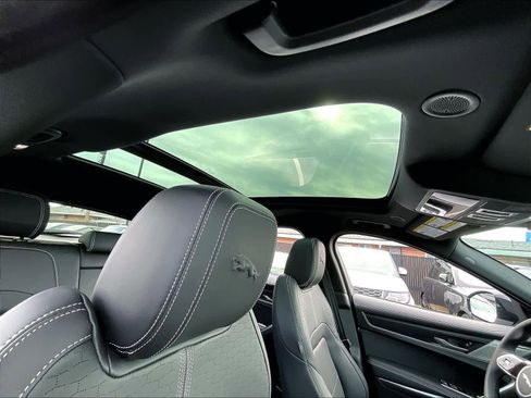 New 2026 Jaguar F-PACE R-Dynamic S image 29