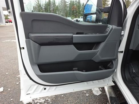 Used 2023 Ford F150 XLT w/ Trailer Tow Package image 39