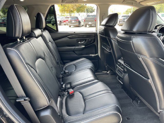Certified 2025 Honda Pilot Elite image 28
