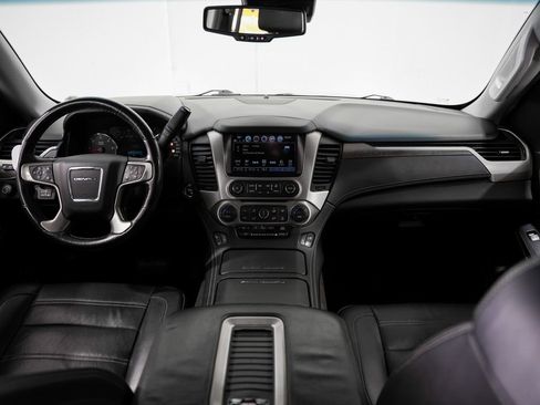 Used 2018 GMC Yukon Denali w/ Denali Ultimate Package image 16
