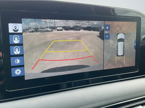 Used 2020 Hyundai Palisade Limited FWD image 12