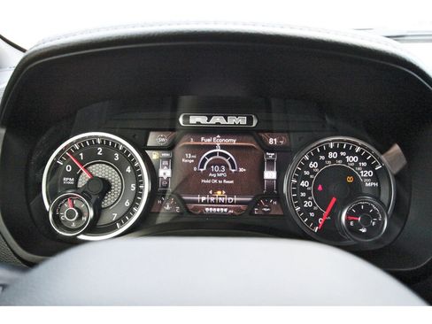 Used 2024 RAM 1500 Laramie image 17